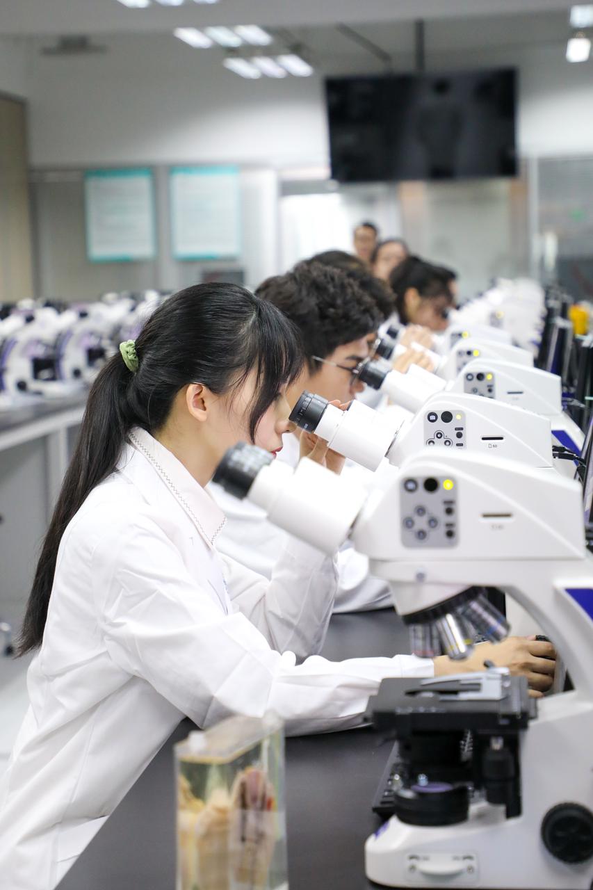 99607790.jpg 348f9ed7-4252-42a3-9c71-c86e91e78079.jpg