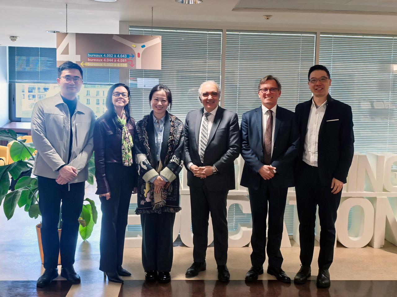 20886126.jpg 67406ca9-527b-4237-928f-b820e1b53f5f.jpg